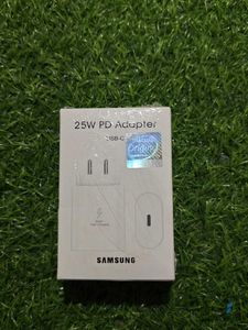 Samsung 25W PD Adapter free power bank