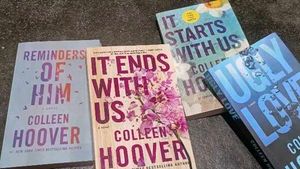Colleen Hoover Book Bundle