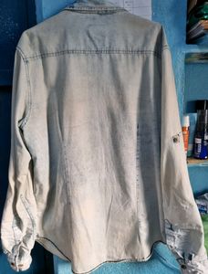 Roadster Men Blue Faded Pure Cotton Casual Denim Shirt || 'L' Size