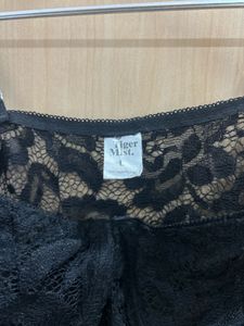 Tiger Mist Black Lace Corset Top See defects