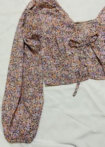Balloon Sleeves Crop Top