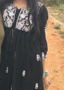 Black Embroidered Kurta