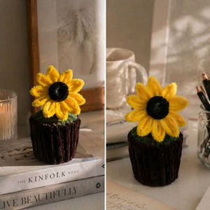 Sunflower Cupcake Decor (pipecleaner)
