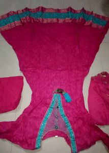 Beautiful Pink Kurta Set with Embellishments