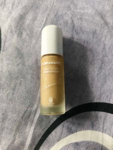 Mamaearth Glow Serum Foundation