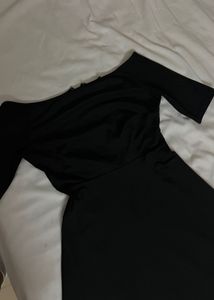 People Chic Black Off-Shoulder Dress - Size S
