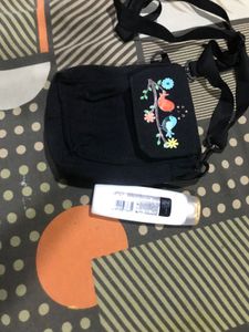 Cute Bird Print Sling Bag and shampoo free