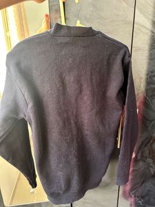 Oswal Cardigan - Classic Comfort