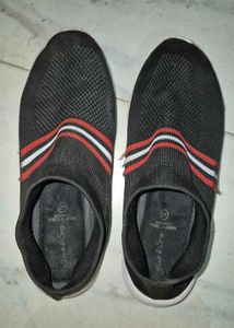 Black Slip-On Sneakers with Red & White Stripes