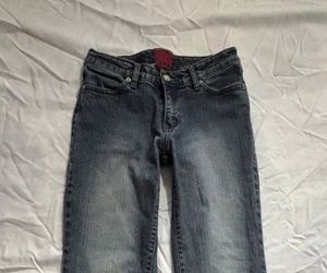 Low Waisted Flared Jeans