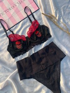 Edgy Skull Lace Lingerie Set