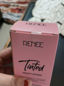 Renee Tinted Moisturiser