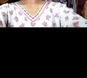 Patterned V-Neck Long Sleeve Top