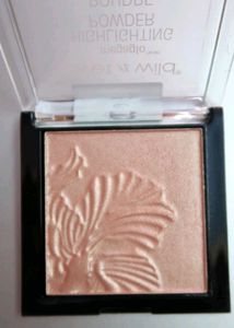 Wet n Wild Precious Petals Highlighter