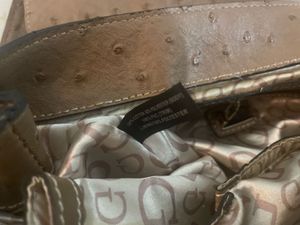 Guess Hobo Bag - Stylish &amp; Chic
