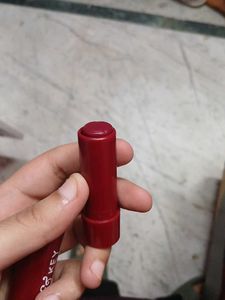 DOT &amp; KEY Lip Balm - cherry crimson with SPF 50+