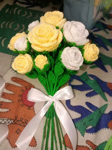 Crochet rose boquet