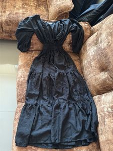 Elegant Black Tiered Midi Dress