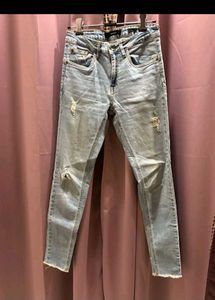 Vero Moda Light Wash Denim Jeans