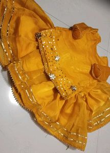 Cute Yellow Kids Ethnic Set