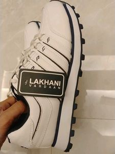 White Men's Sports Shoes