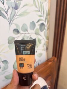 Maybelline Fit Me Foundation 128