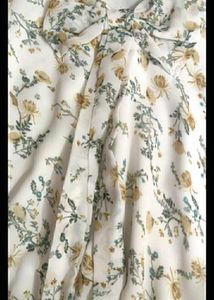 Floral Print Off-Shoulder top