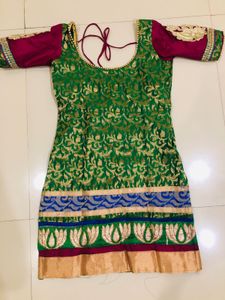 stich Green & Gold Embroidered Kurta set