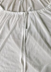 H&amp;M White Mini Skirt