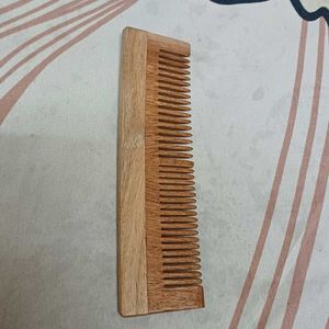 Set of Wooden Hair Combs