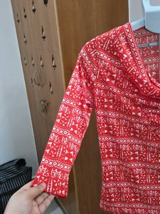 Willis Sport Red &amp; White Printed V-Neck Top