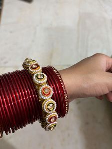 Exquisite Kundan &amp; Pearl metal bangals