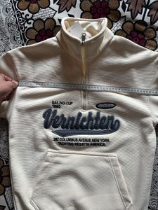 Stylish Half-Zip Sweatshirt M size
