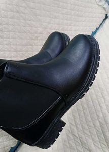 Black Chelsea Boots