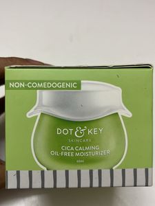 Dot &amp; Key Cica Calming Oil-Free Moisturizer