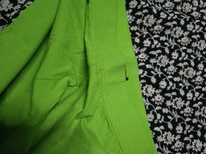 Branded  high quality Green Leggings