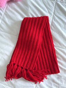 Handmade crochet muffler
