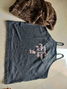 Stylish Turtleneck Sleeveless Top