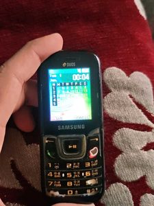 Samsung Duos Feature Phone