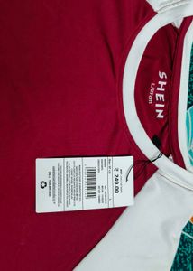 SHEIN Burgundy &amp; White Raglan T-Shirt