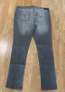 Women Levi's Grey Denim Jeans