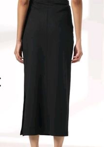 Sleek Black Ribbed Sleeveless Top