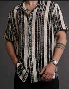 Striped Short Sleeve Shirt black and white combina