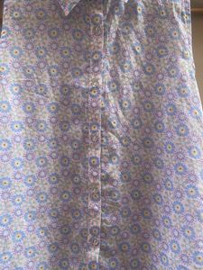 Chic Floral Sleeveless Button-Up Top