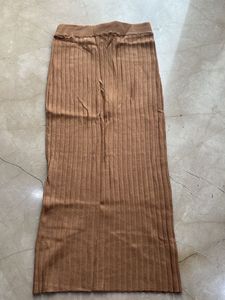 Ribbed Knit Midi Skirt