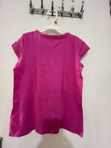 Beautiful Star Print Gap Tshirt In Good Condition