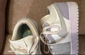 Air Jordan 1 Low Grey and White