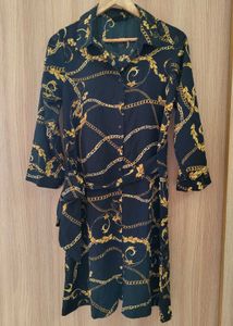 🖤👑 Luxury with the Royal Chain Print Shirt Dress