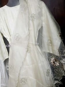 new Cream Embroidered Shalwar Kameez Dupatta S