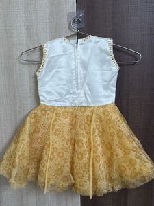 Party Wear Frock Of Size 20